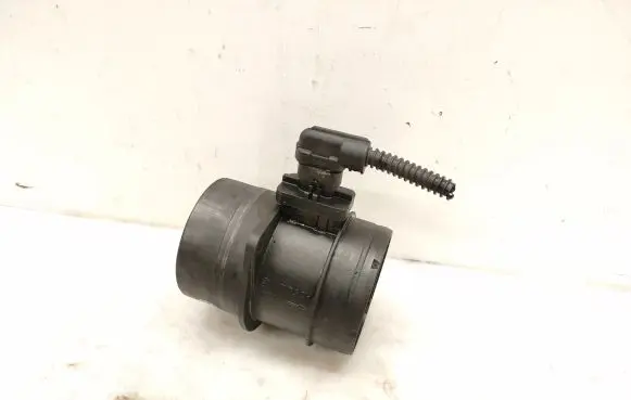 Volkswagen PASSAT B7 Mass air flow meter 03L906461A