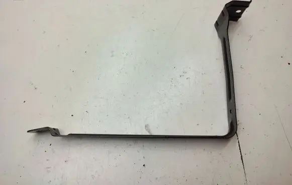 Battery bracket