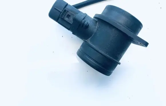 Skoda Octavia Mk1 (1U) Mass air flow meter 0280217121 388842945