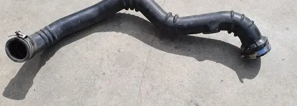 Ford C-MAX II Intercooler hose/pipe BV616K863BC 1050954S01