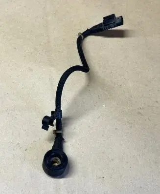 Mercedes-Benz Sprinter W906 Detonation knock sensor A007131228