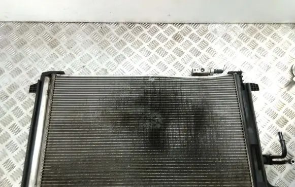 Mercedes-Benz C W204 A/C cooling radiator (condenser) A2045000554