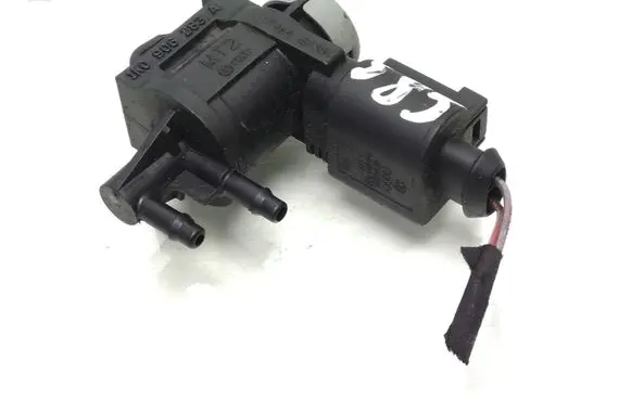 Audi A4 S4 B8 8K Turbo solenoid valve 1K0906283A