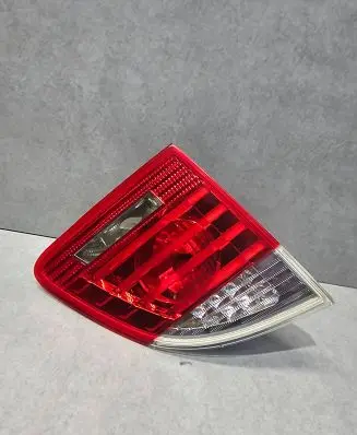 BMW 5 E60 E61 Tailgate rear/tail lights 7177697 2TZ00942701 0070285