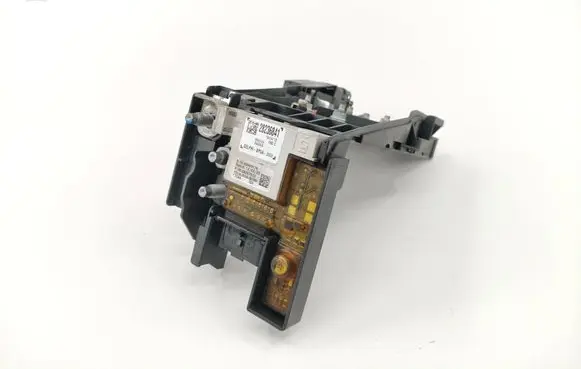 Peugeot 308 Fuse module 28236841