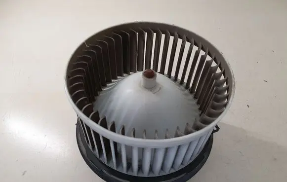 Heater fan/blower