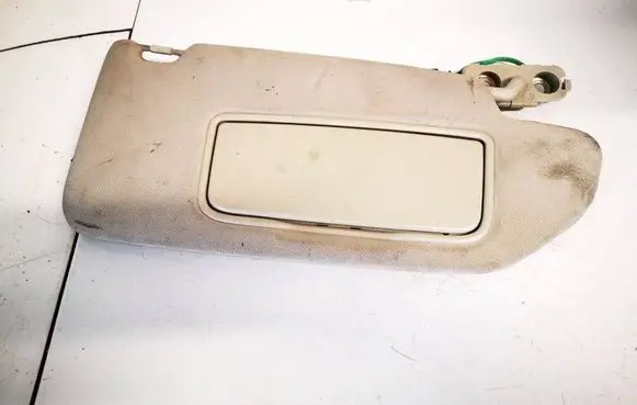 Sun visor