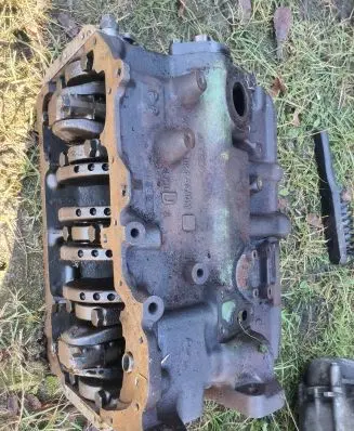 Volkswagen Golf II Engine block 068103021ac