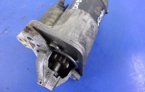 Renault Megane II Starter motor 8200306595