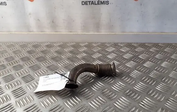 Opel Vivaro EGR valve line/pipe/hose