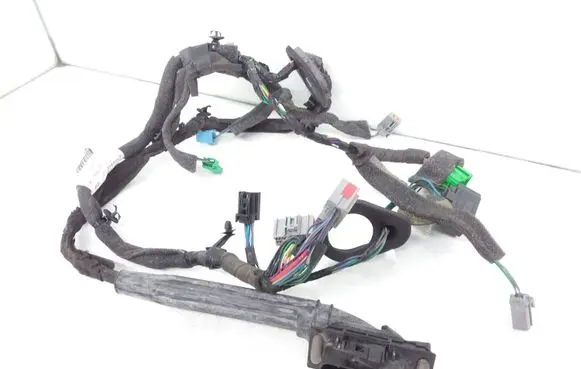 Volvo XC70 Front door wiring loom 30773664