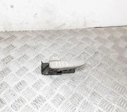 Hyundai Trajet Rear door interior handle