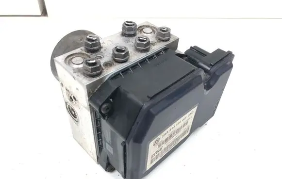 Volkswagen PASSAT B7 ABS Pump 3AA614109AG 17654056 17618956A