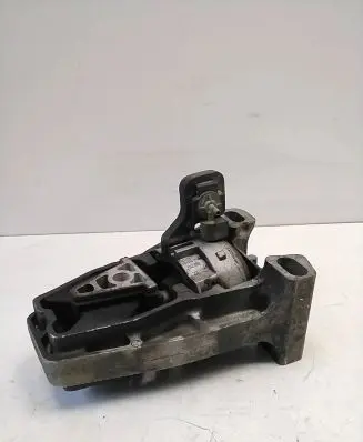 Peugeot 607 Engine mount bracket 326C63 FASA1228711