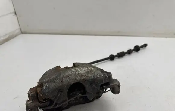 Volvo V40 Front brake caliper
