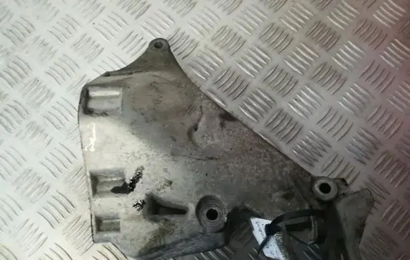 Skoda Fabia Mk2 (5J) Engine mounting bracket 03p199206v200