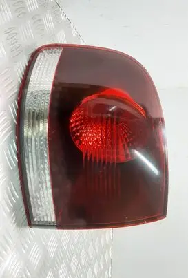 Volkswagen Touareg I Rear/tail lights 28259002