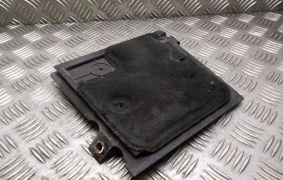 Volkswagen Transporter - Caravelle T5 Battery tray heat shield 7H0915438A