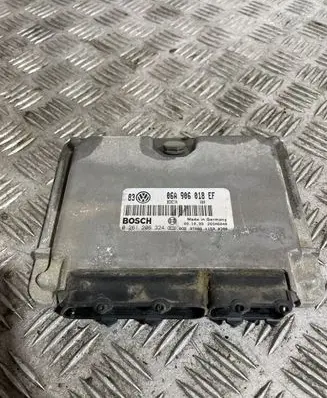 Volkswagen Golf IV Engine control unit/module 06A906018EF 26SA6040 0261206324