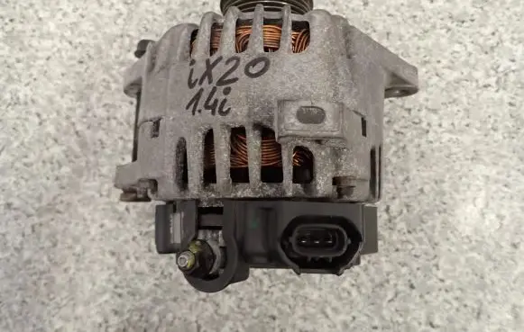Hyundai ix20 Generator/alternator 37300-2B750