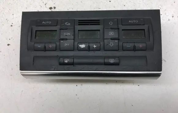 Audi A4 S4 B6 8E 8H Climate control unit 8E0820043AA