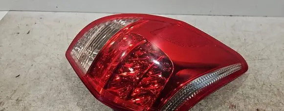 Toyota RAV 4 (XA30) Rear/tail lights 