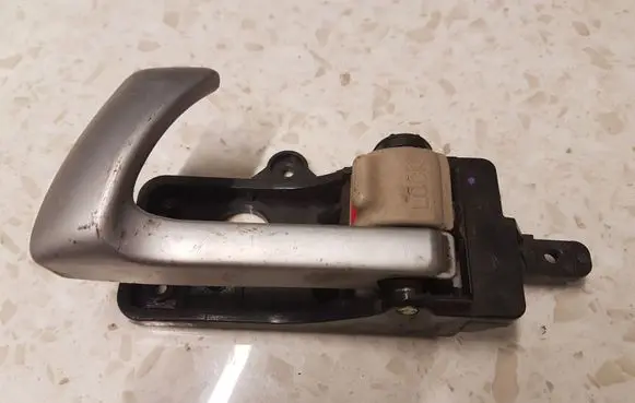 Hyundai Santa Fe Rear door interior handle 82613CM000