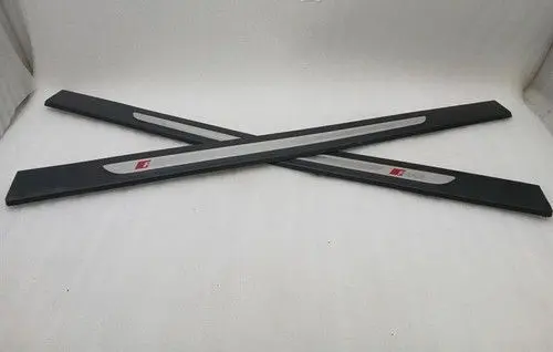 Audi R8 4S Front door trim (molding) 4S0853372