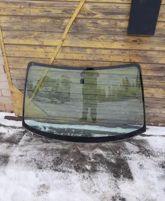 Subaru Legacy Front windscreen/windshield window 