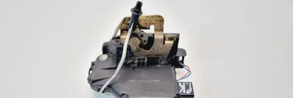 Audi A6 S6 C5 4B Front door lock 4B1837016B