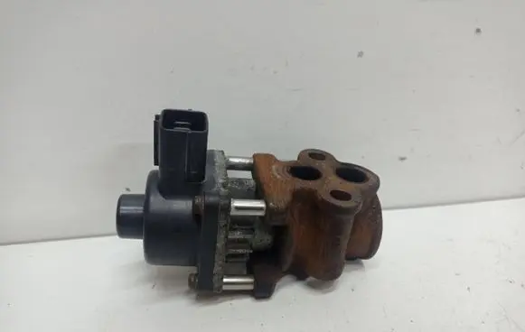 Subaru Legacy EGR valve