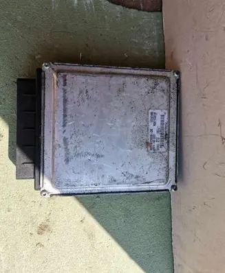 Ford Mondeo Mk III Engine control unit/module 4S7112A650GB