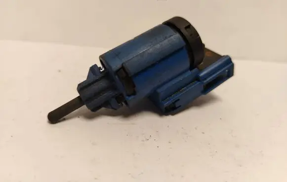 Volkswagen Golf IV Brake pedal sensor switch 1J0927189 19322002 02813