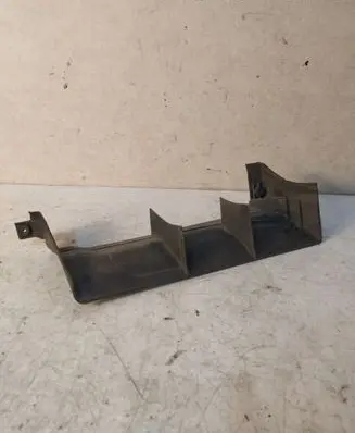 Audi A6 S6 C6 4F Intercooler air guide/duct channel 4F0129617