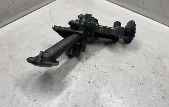 Renault Trafic II (X83) Oil pump 8200767156