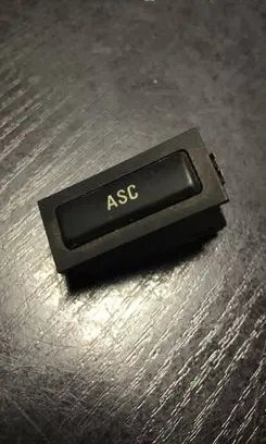Traction control (ASR) switch