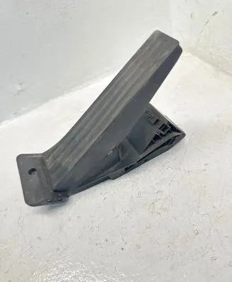 BMW 5 F10 F11 Accelerator throttle pedal 6789998 25916010 0311100291A