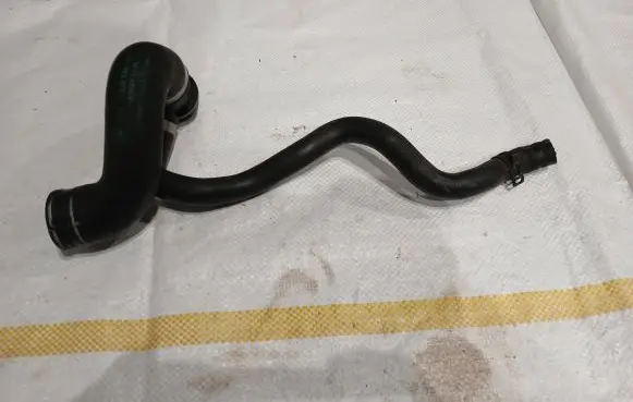 BMW X5 F15 Engine coolant pipe/hose 7639998 16269713
