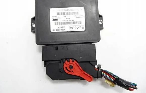 Volvo XC60 Hand brake control module 6G912598CD 31334228 A2C53296349