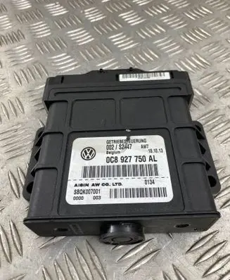 Audi Q7 4L Gearbox control unit/module 0C8927750AL