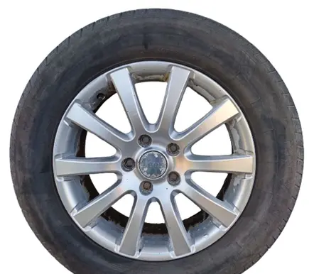 Jeep Grand Cherokee (WK) R18 alloy rim 82209289