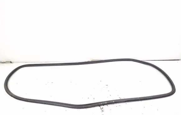 Audi Q7 4L Front door rubber seal 4L0831721