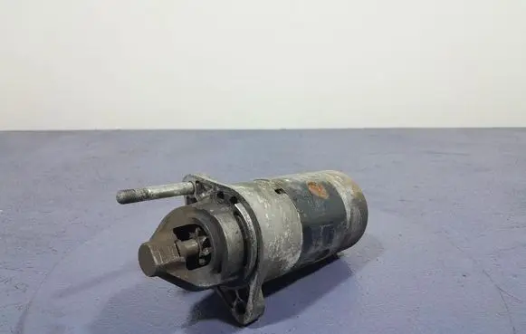 Suzuki Swift I Starter motor 31100-86G0