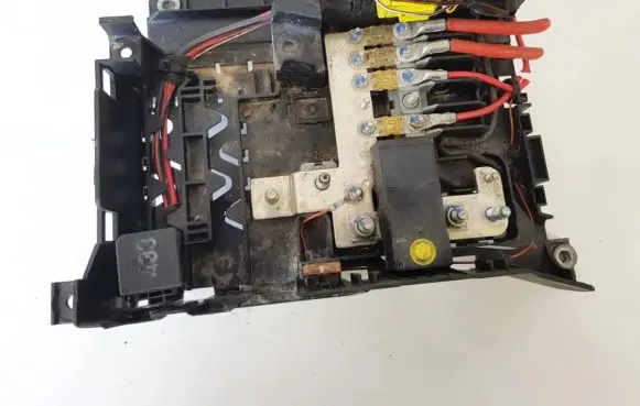 Volkswagen Touareg I Fuse box set 0519478425 449