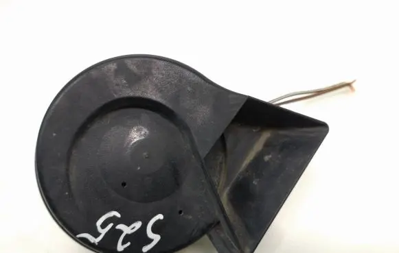 Audi A4 S4 B7 8E 8H Horn signal 8e0951221a