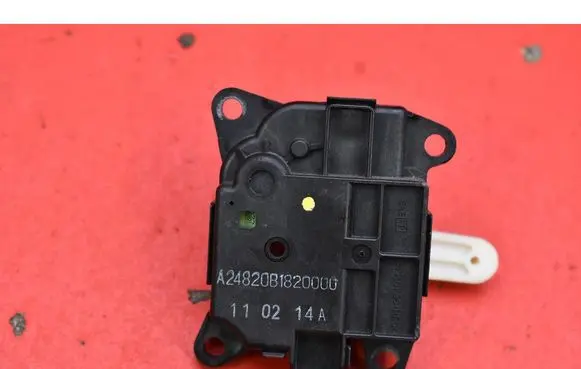 Nissan Micra Air flap motor/actuator A24820B1820000