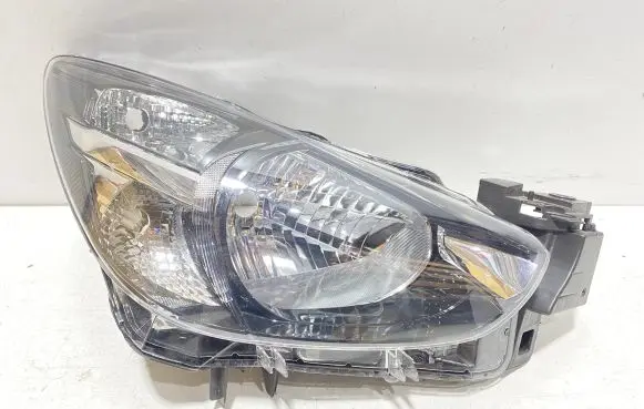 Mazda 2 Headlight/headlamp DB5J51030