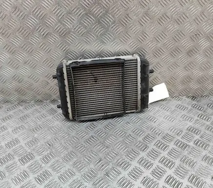 Audi RS6 C7 Coolant radiator 8K0121212C