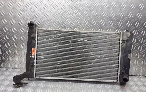 Toyota Avensis T250 Radiator set 2002112