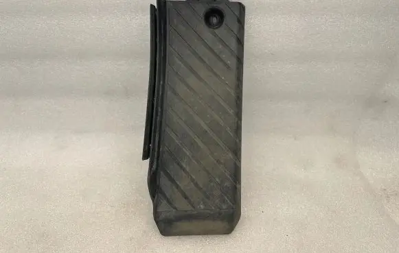 Audi A6 S6 C6 4F Foot rest pad/dead pedal 4F1864777A